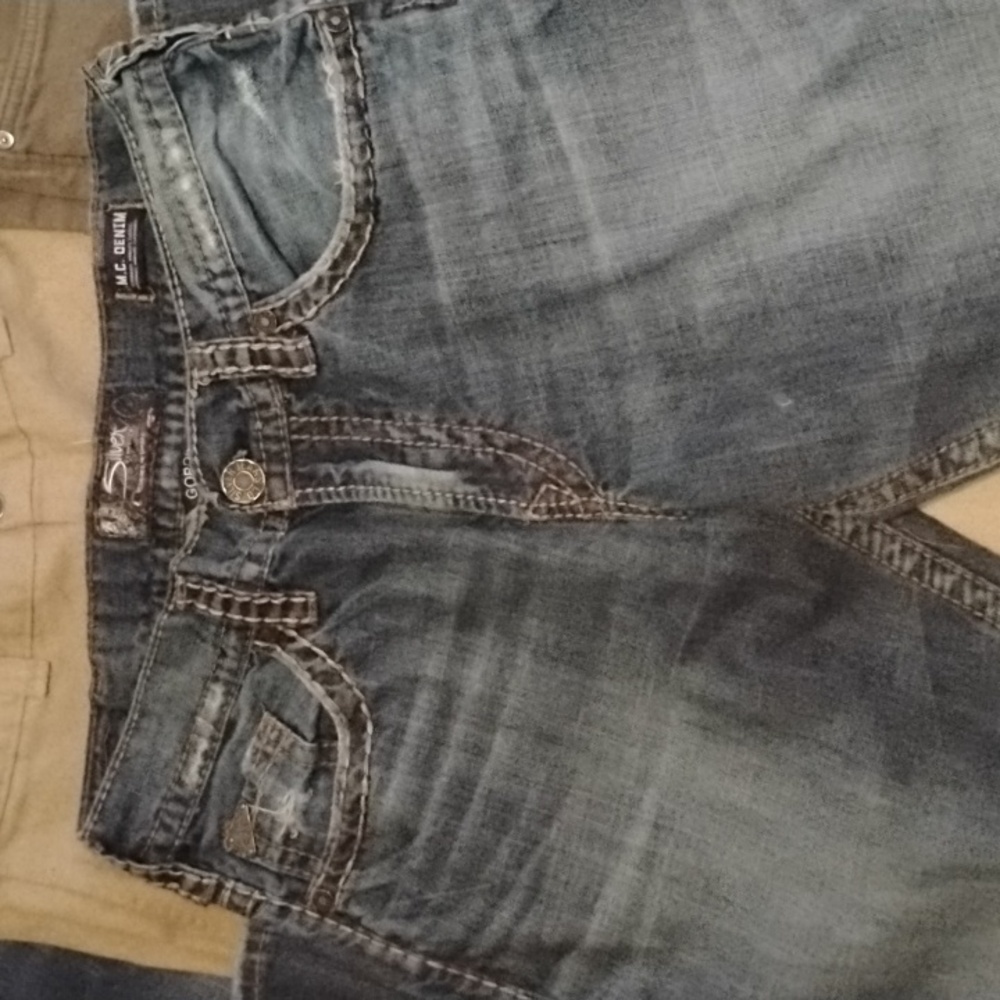 Quicksilver classic denim jeans 30.00 per pair.